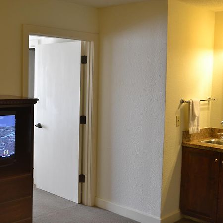 Jameson Inn & Suites Bowling Green Esterno foto