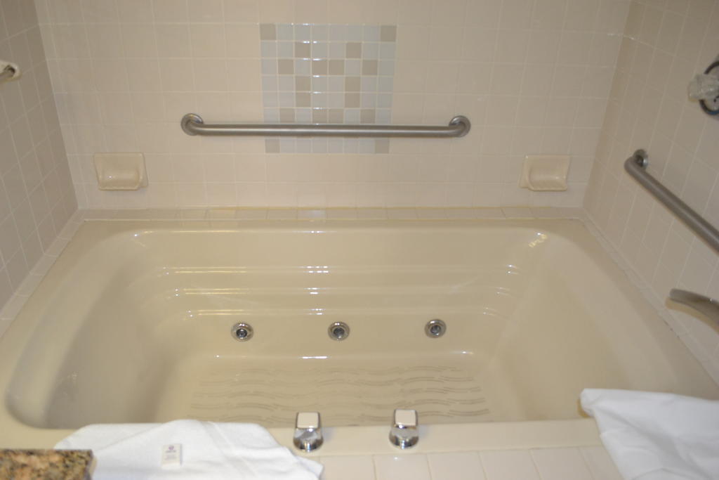 Jameson Inn & Suites Bowling Green Esterno foto