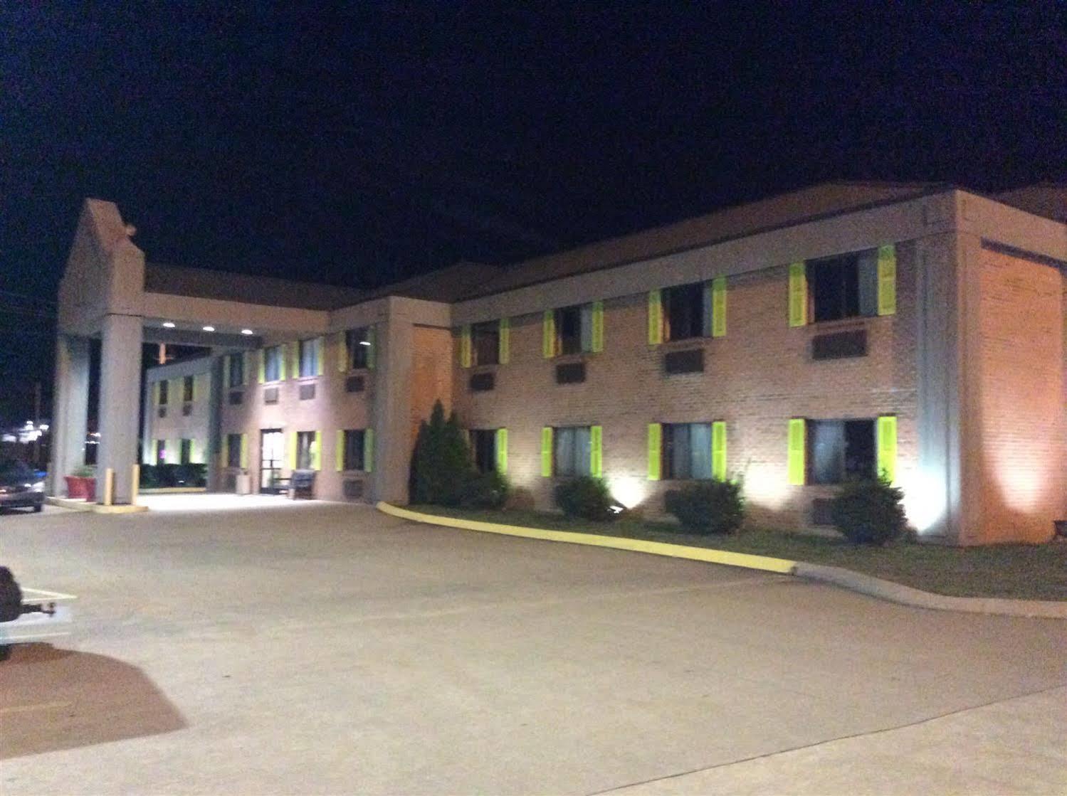 Jameson Inn & Suites Bowling Green Esterno foto