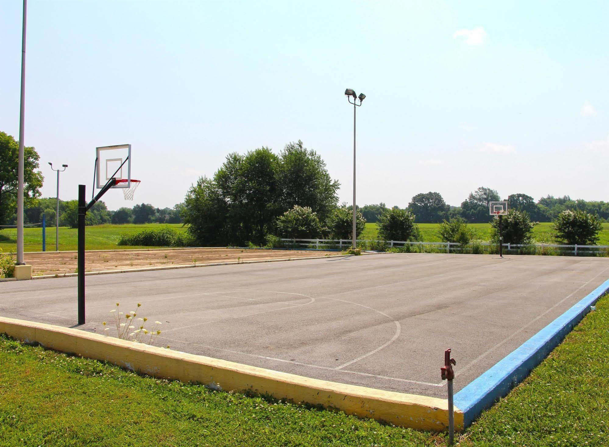 Jameson Inn & Suites Bowling Green Esterno foto