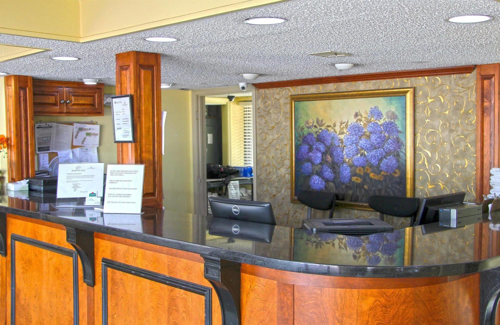Jameson Inn & Suites Bowling Green Esterno foto